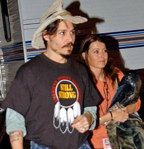 Debbie Depp's siblings, Christi Dembrowski and Johnny Depp.